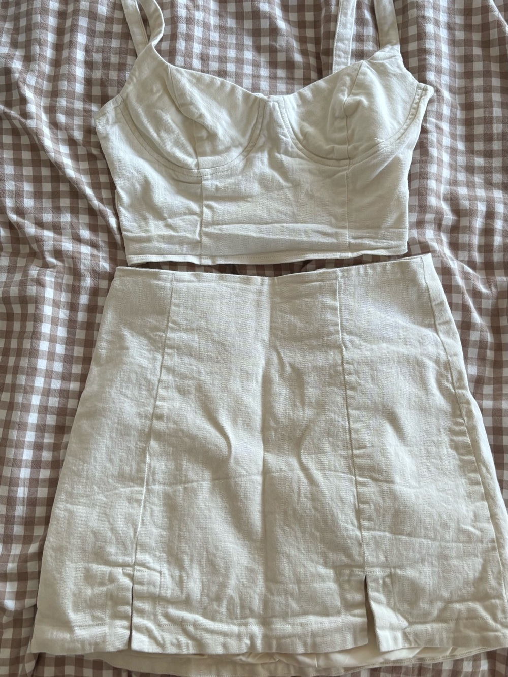 Astr Cream Two-Piece Set